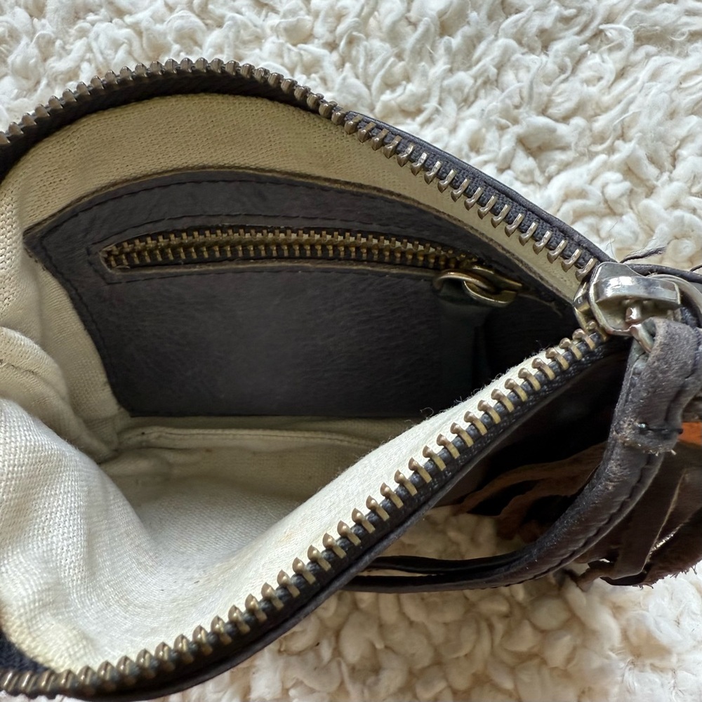 CLHEI wristlet/wallet - Picture 3 of 3